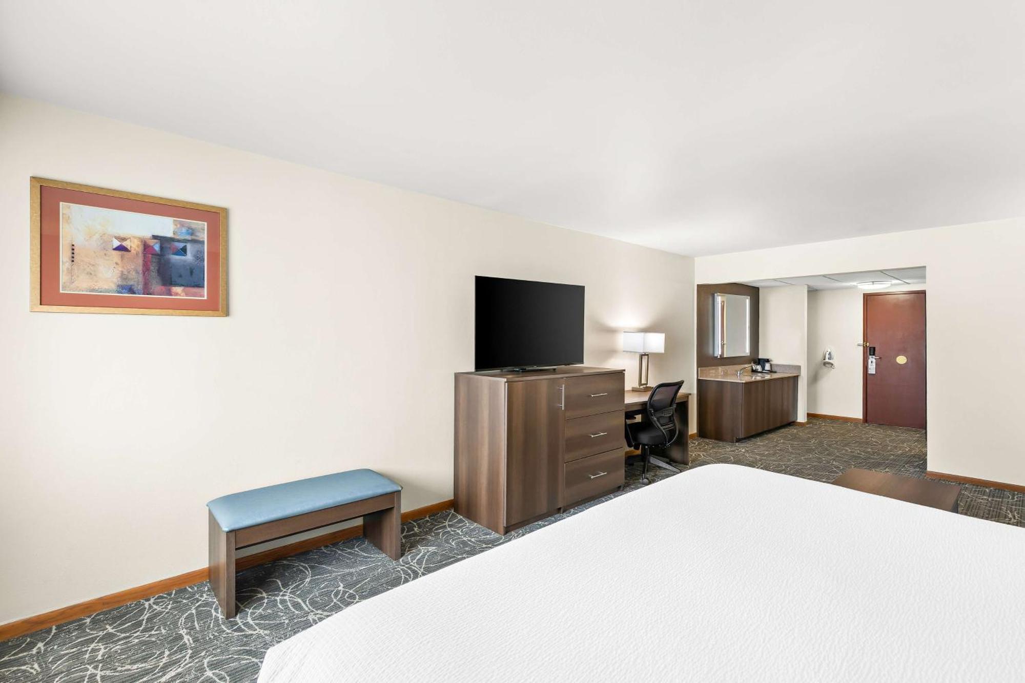 Best Western West Towne Suites Madison Bagian luar foto