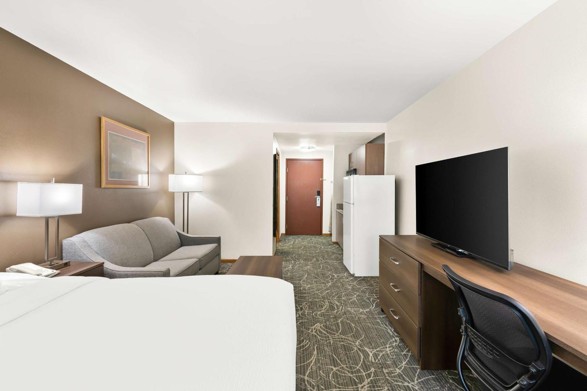Best Western West Towne Suites Madison Bagian luar foto
